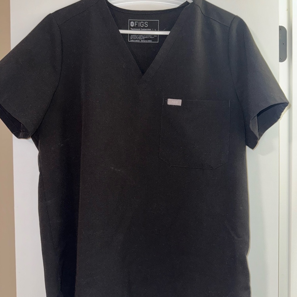 FIGS Catarina Top - Black